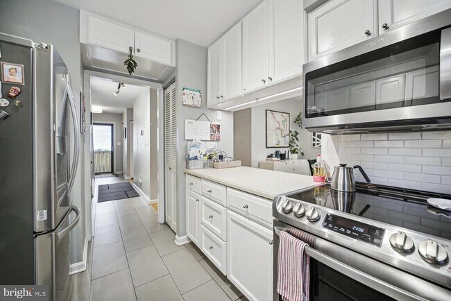 Building Photo - 1325 13th St NW