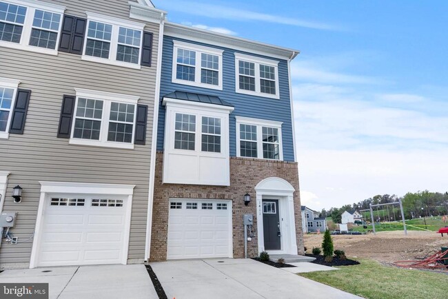 Building Photo - 1425 Clingmans Dome Dr