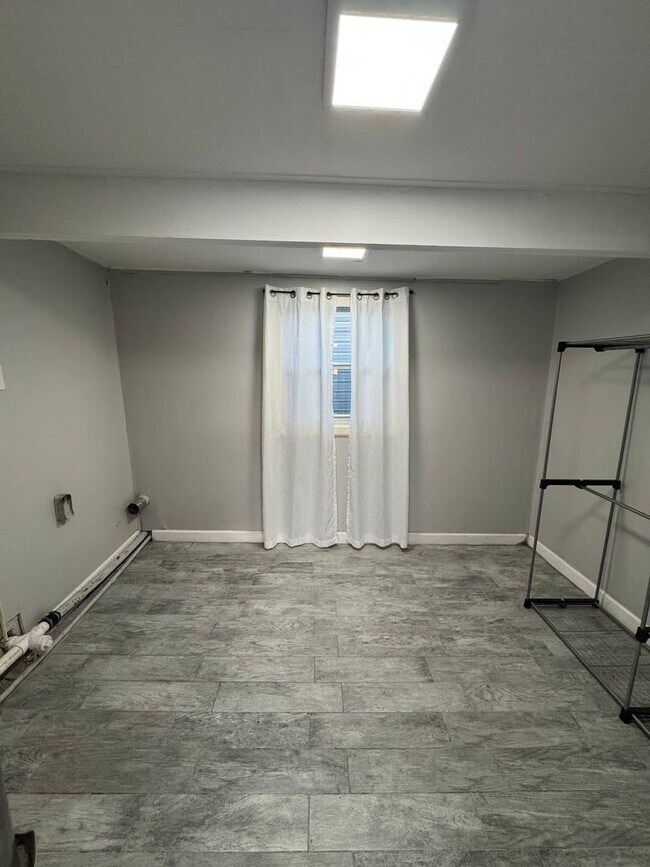 Building Photo - ? AN ABSOLUTE GEM – NO HOA! ?