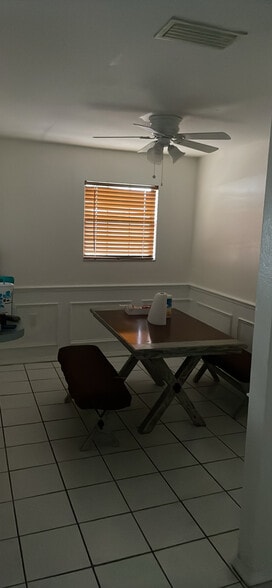 Building Photo - 5190 Fay Blvd