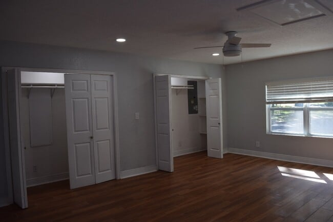 Building Photo - 2718 Viola Ln