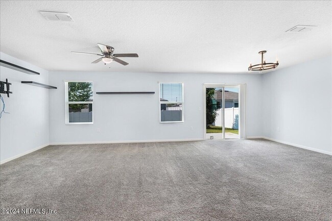 Building Photo - 2165 Pebble Point Dr