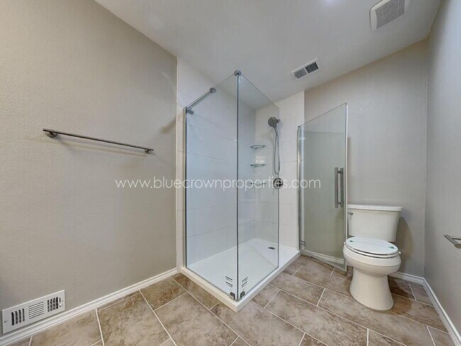 Building Photo - 4915 Chilton Dr