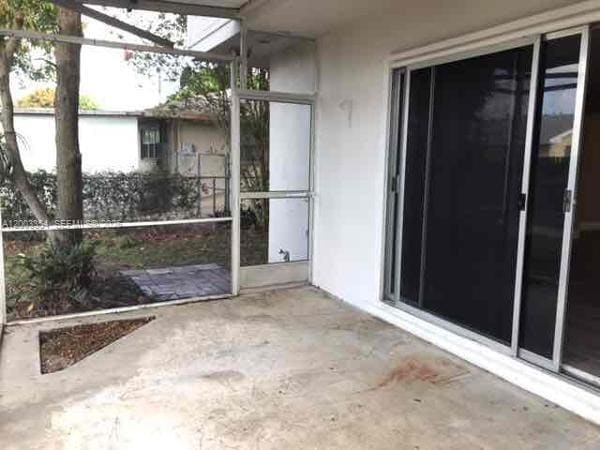 Building Photo - 4882 Pine Cone Ln