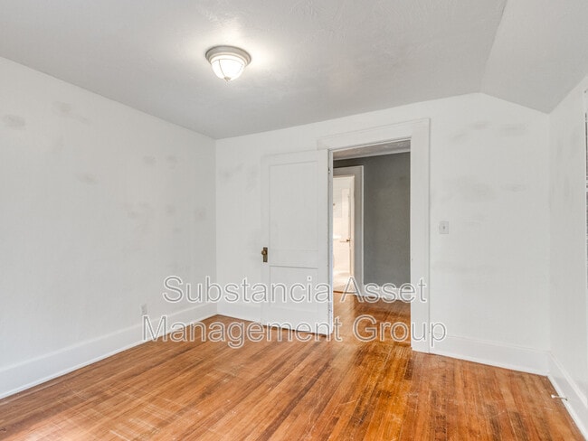 Building Photo - 1216 NW 36th St
