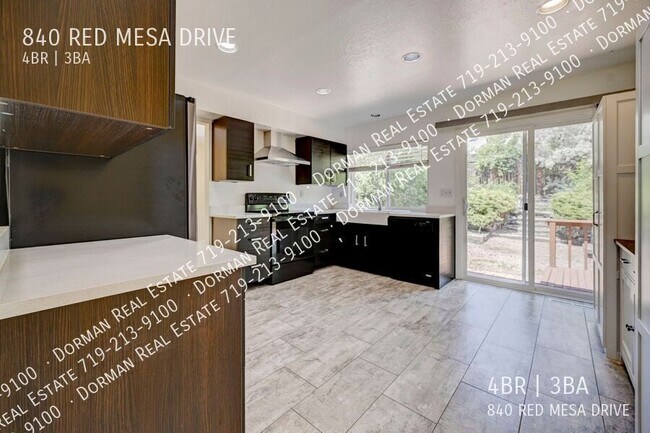 Building Photo - 840 Red Mesa Dr