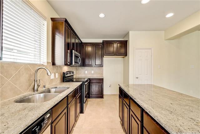 Building Photo - 1808 Willard Dr
