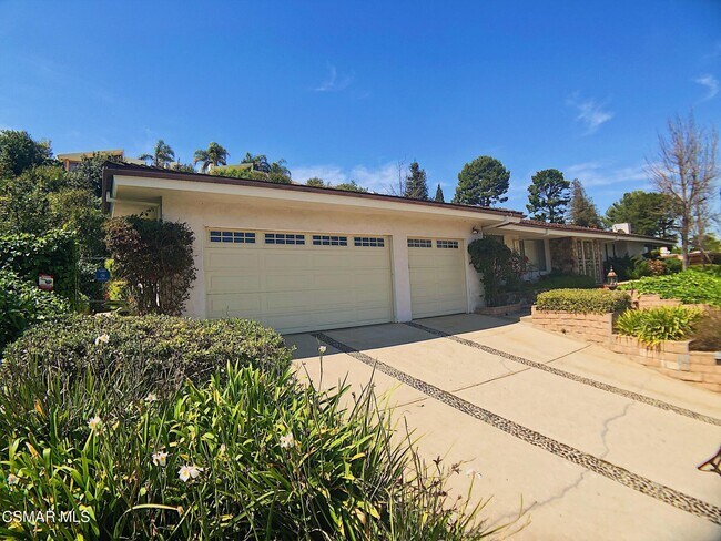 Building Photo - 3067 Corda Dr