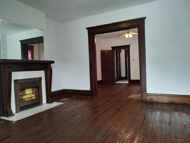 Building Photo - JARental