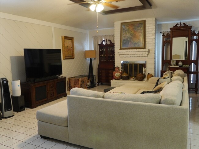 Building Photo - 11562 Willwood Dr