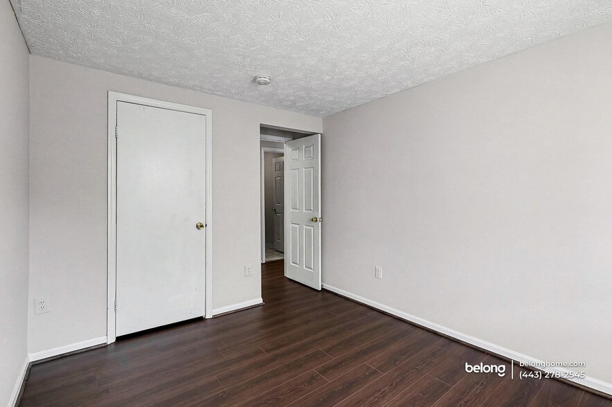 Building Photo - 535 Pensacola Dr