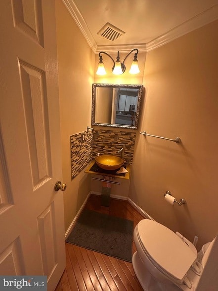 Building Photo - 6493 Powatan Knoll Ct