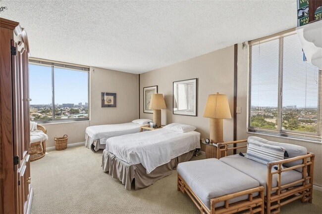 Building Photo - 9495 Blind Pass Rd