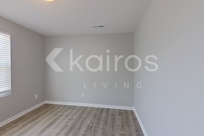 Building Photo - 2502 Kenton Ct SE