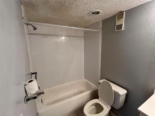 Building Photo - 2760 Coconut Bay Ln