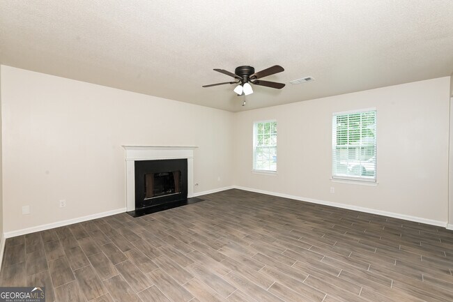 Building Photo - 3958 Waldrop Hills Dr