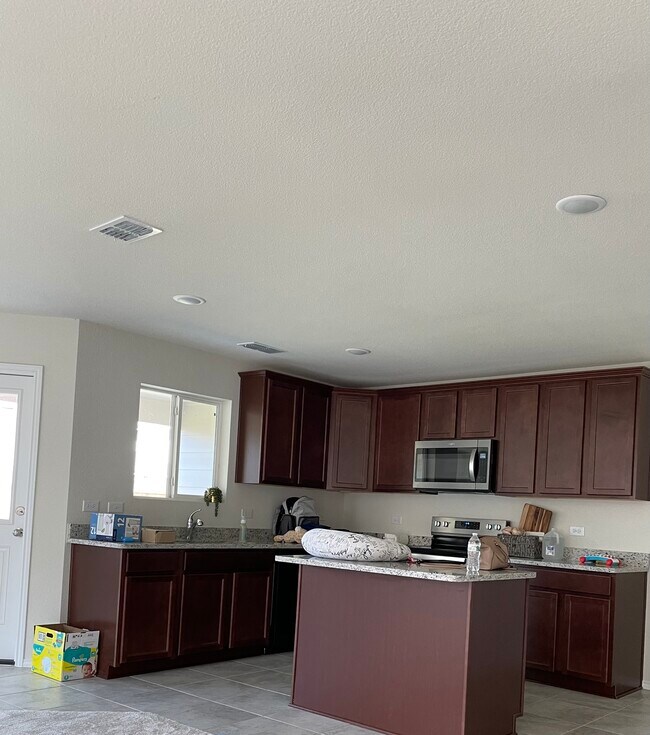 Building Photo - 1009 Voca Dr.