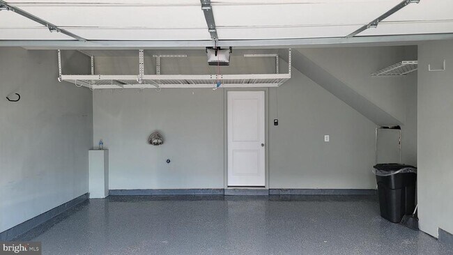 Building Photo - 39 Stafford Pl