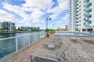 Building Photo - 3000 S Ocean Dr