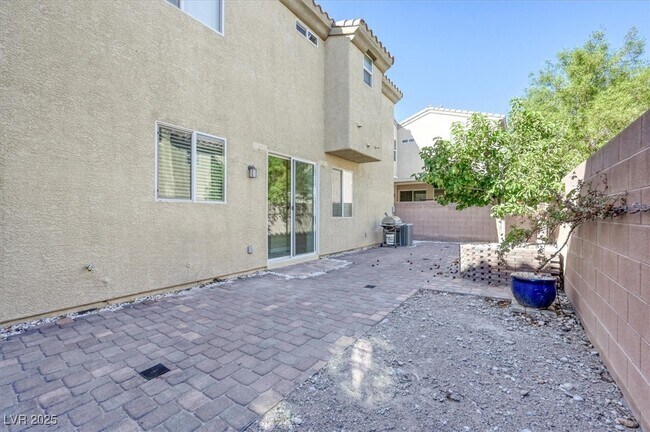 Building Photo - 7558 Crooked Branch St