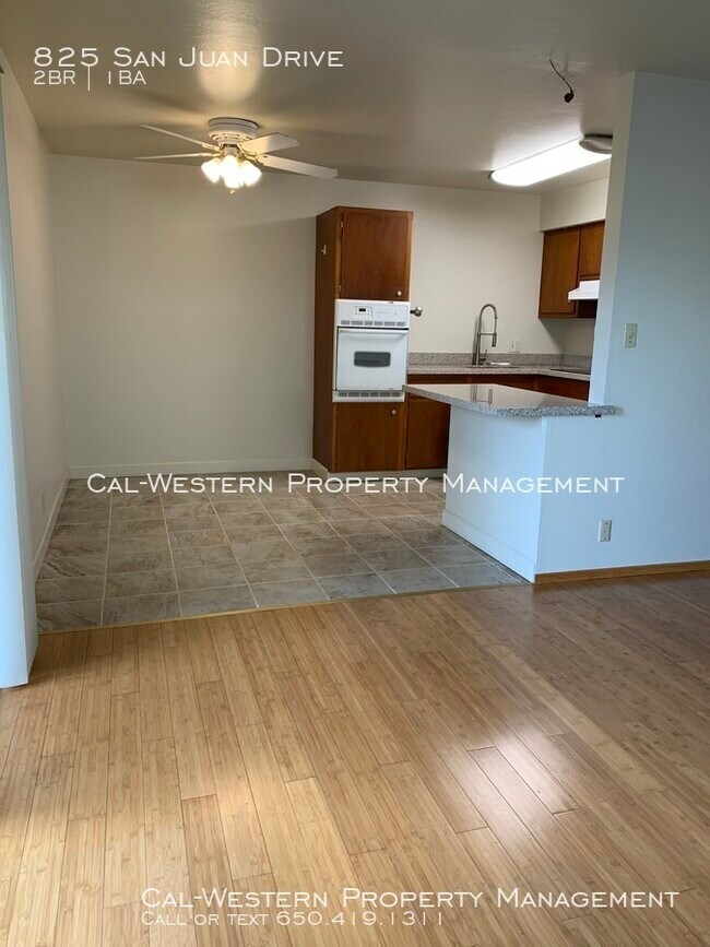 Building Photo - 825 San Juan Dr