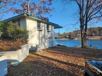 Building Photo - 111 Dogwood Ct