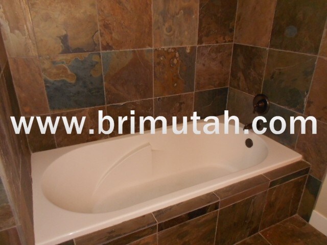 Building Photo - 1341 Kensington Ave