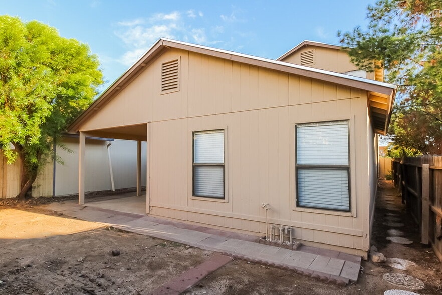 Building Photo - 3054 W Artebella Way