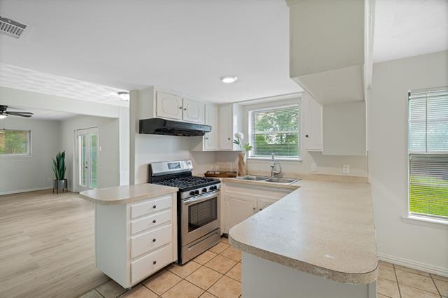 Building Photo - 514 Hughes Dr