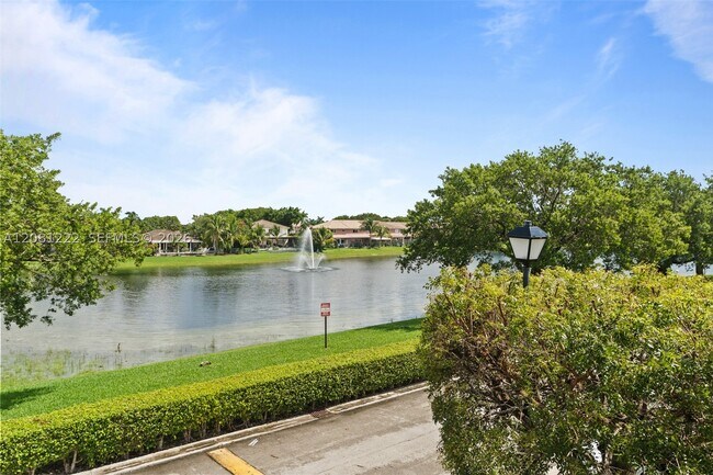 Building Photo - 16570 SW 70th St