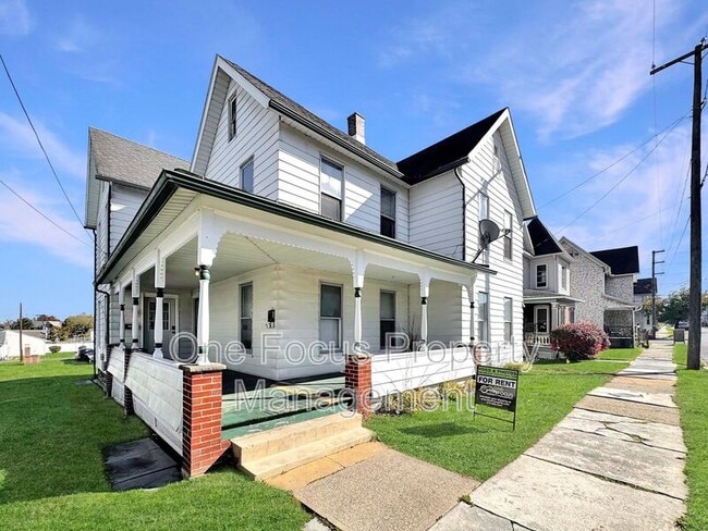 Building Photo - 123 1/2 Oliver Street