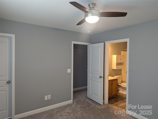 Building Photo - 13918 Cypress Woods Dr