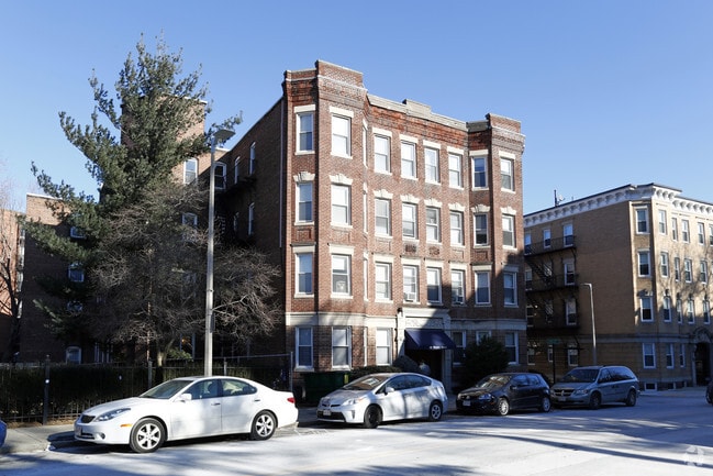Primary Photo - 110 Warren Street & 6 Camelot Court