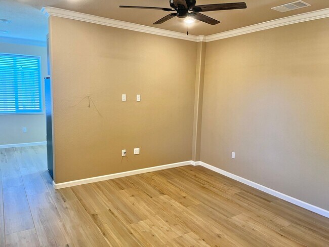 Building Photo - Charming 1 Bed / 1 Bath Home in the Heart of Martinez