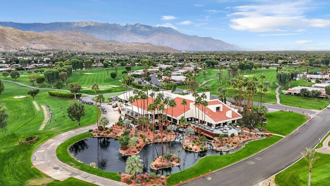 Building Photo - 10 Colgate Dr