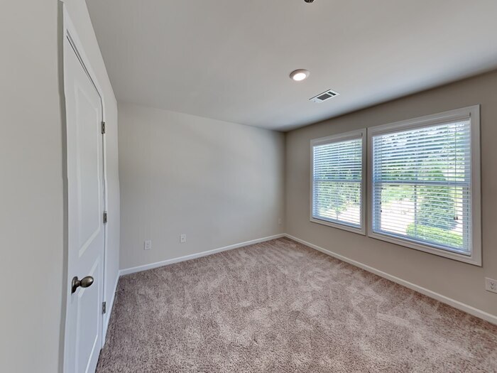 Building Photo - 211 Connie Ct