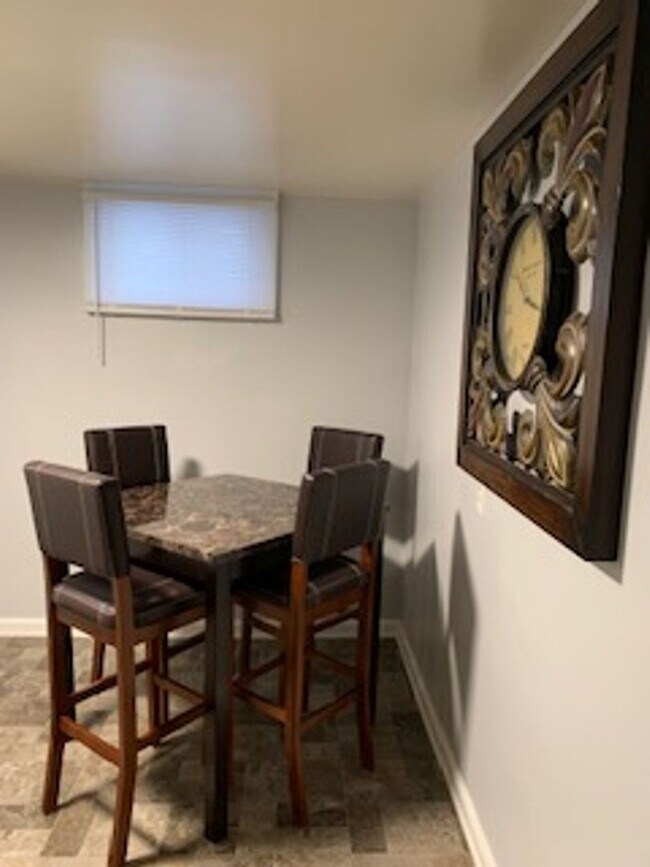 Building Photo - 732 Avenue F