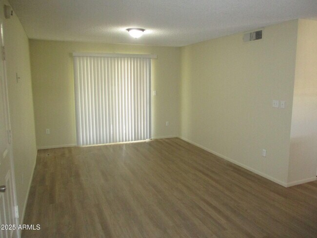 Building Photo - 6133 S College Ave