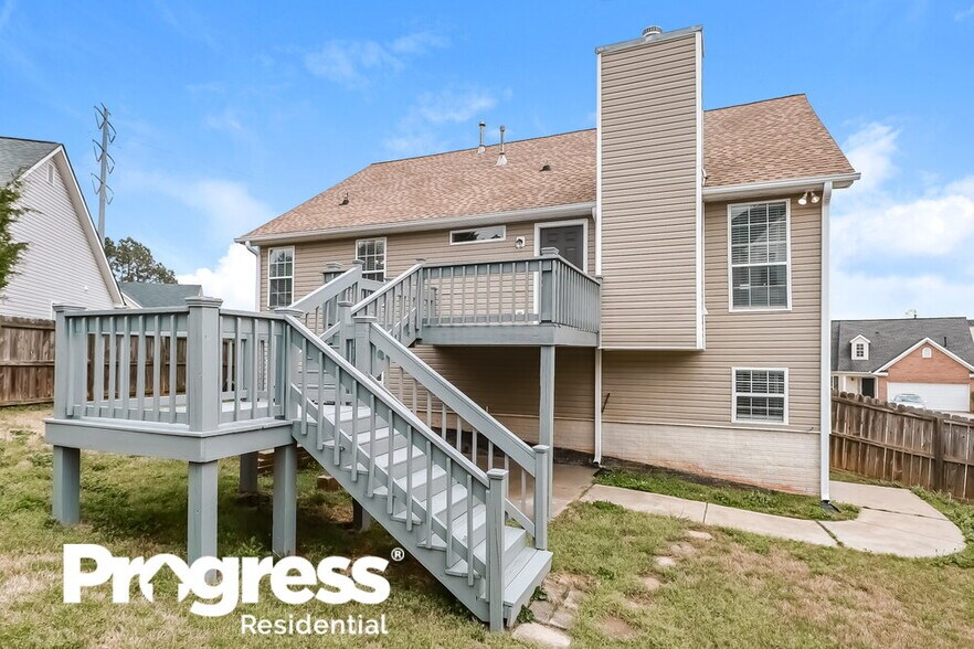 Building Photo - 553 Ransom Way