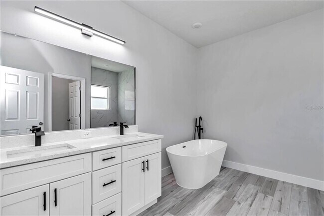 Building Photo - 3875 SW 169th Ln Rd