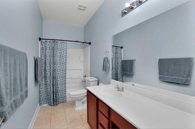 Building Photo - 1721 E Mesa Park Dr