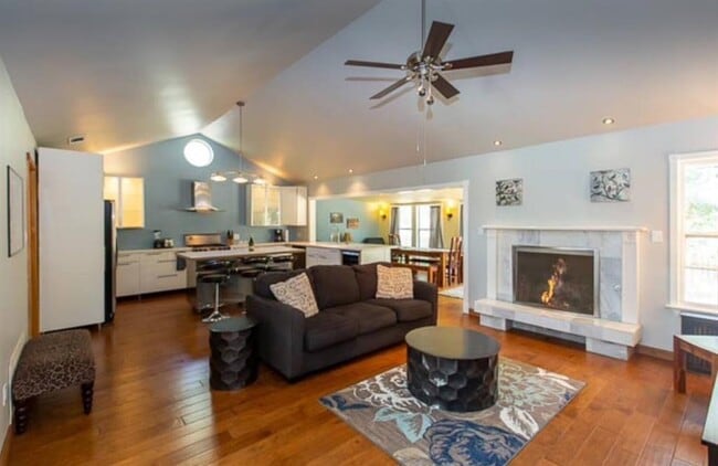 Building Photo - 4608 Cliffstone Cove