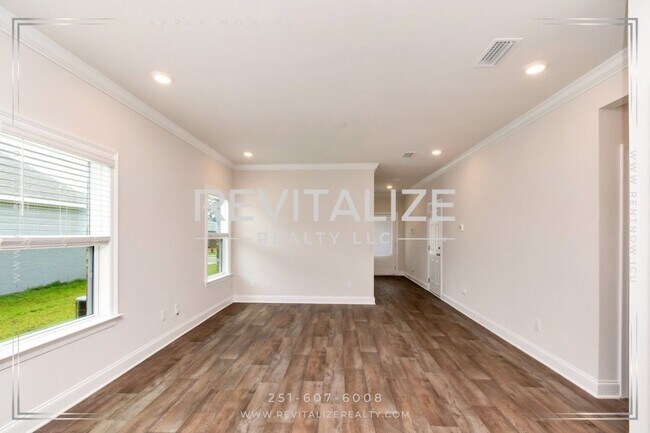 Building Photo - 11253 Cloister Dr