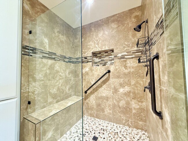 Building Photo - AVAILABLE NOW!! GORGEOUS 3 Bedroom 3 Bathroom Condo with Lake Views in Rancho Mirage!