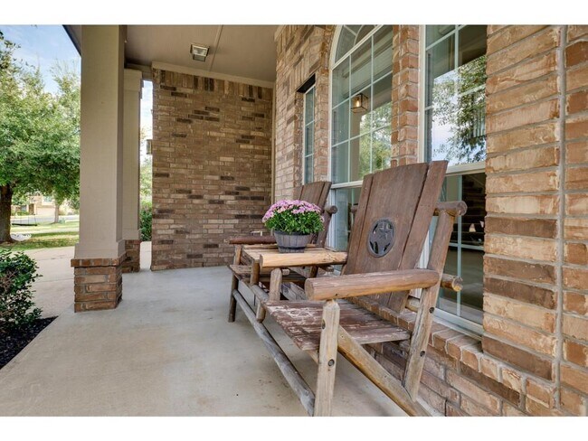 Building Photo - 14205 Willow Tank Dr