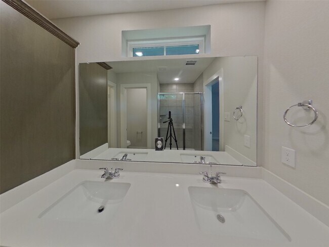 Building Photo - 22806 Frassino Pl