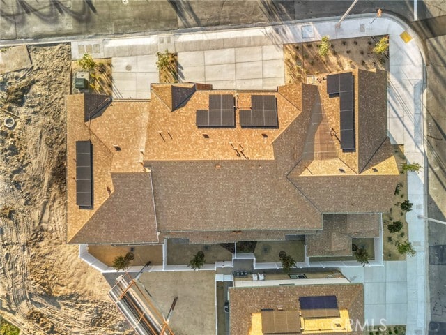 Building Photo - 902 S Hert St