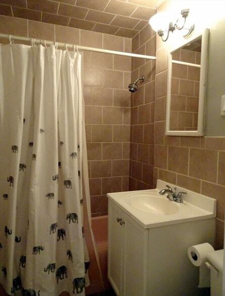 Building Photo - 15 University Rd