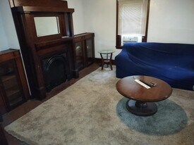 Building Photo - 33 Highland Ave