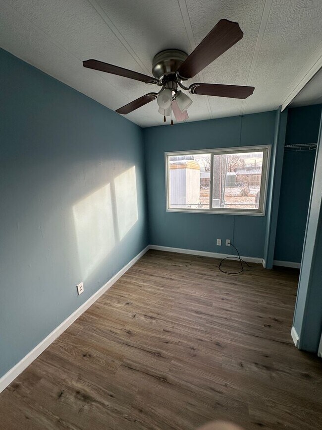 Building Photo - 102 E Water St